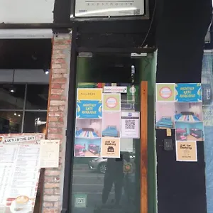  Hostel Raizzy's